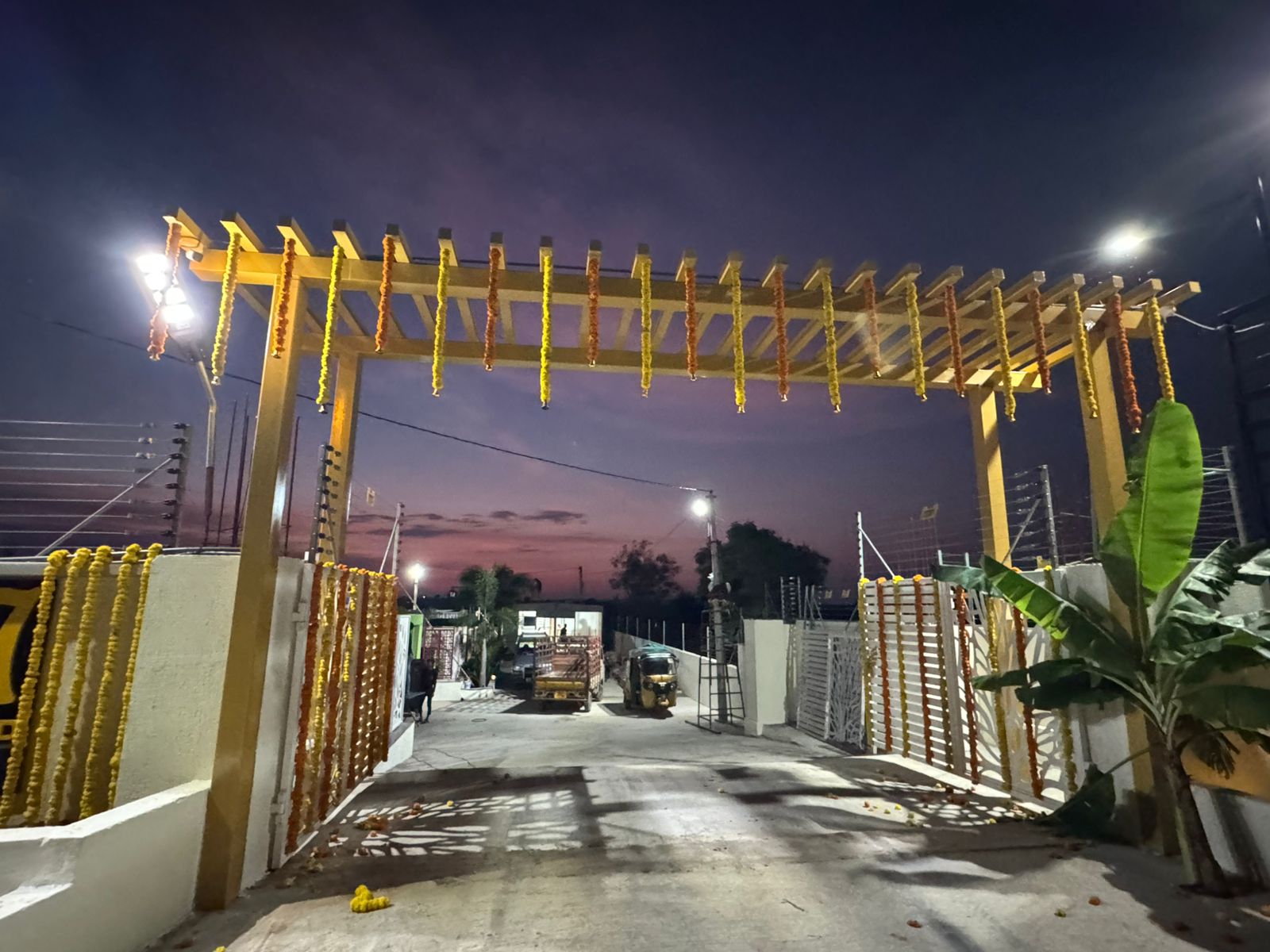 RK7 Courtyard Main Entrance