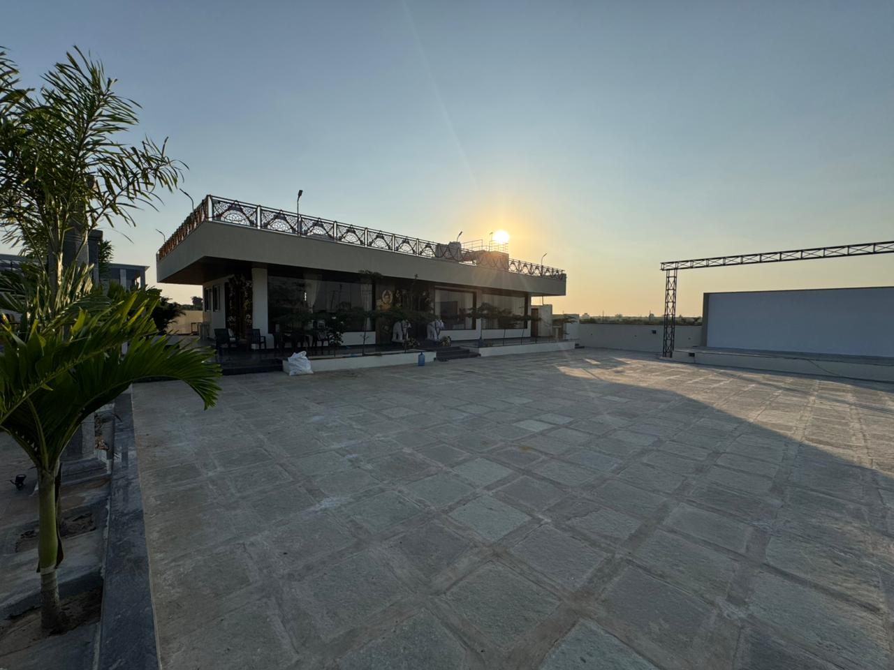 RK7 Courtyard